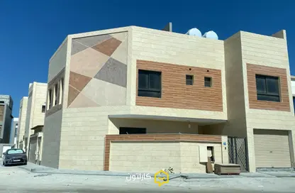 Villa - 5 Bedrooms - 6 Bathrooms for sale in Arad - Muharraq Governorate