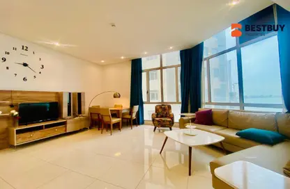 Apartment - 1 Bedroom - 2 Bathrooms for rent in Al Juffair - Capital Governorate