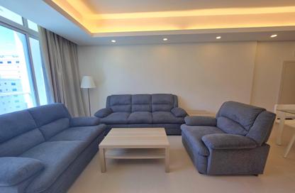 Apartment - 2 Bedrooms - 3 Bathrooms for rent in Busaiteen - Muharraq Governorate
