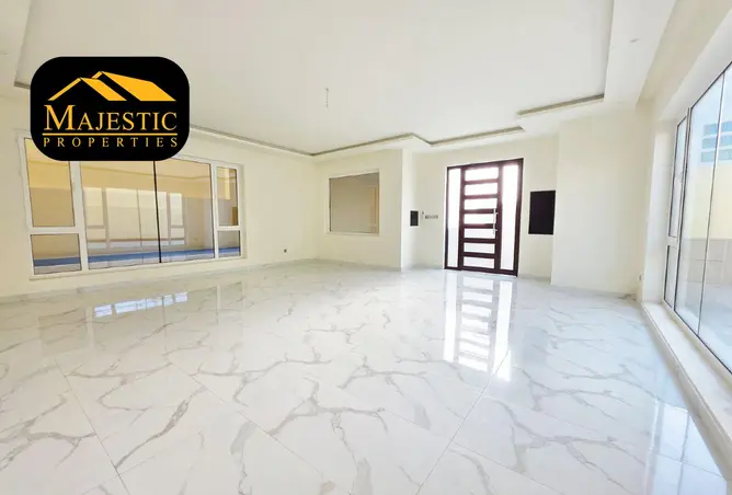 54069014 - Property Image 2