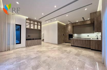 Villa - 4 Bedrooms - 4 Bathrooms for rent in Saar - Northern Governorate