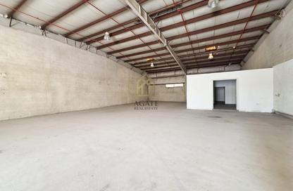 Warehouse - Studio - 1 Bathroom for rent in Sitra - Central Governorate