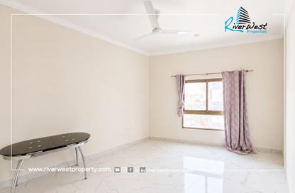 Apartment - 2 Bedrooms - 2 Bathrooms for rent in Busaiteen - Muharraq Governorate