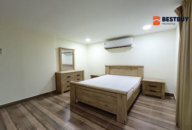 994191 - Property Image 2