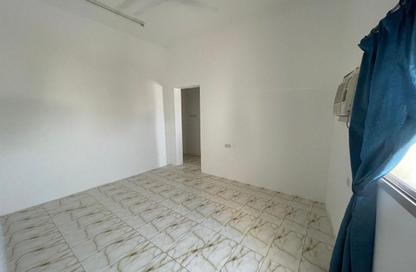 Whole Building - 7+ Bedrooms - 7+ Bathrooms for rent in Riffa Al Sharqi - Riffa - Southern Governorate