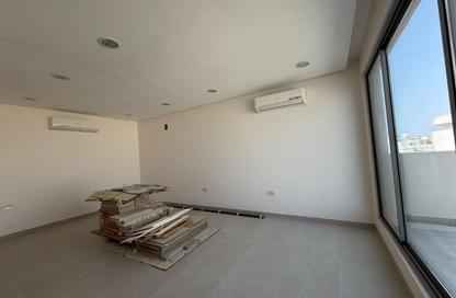 Apartment - Studio - 1 for rent in Saar - Northern Governorate