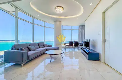 Apartment - 2 Bedrooms - 4 Bathrooms for rent in Al Juffair - Capital Governorate