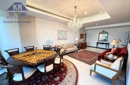 Penthouse - 3 Bedrooms - 5 Bathrooms for rent in Reef Island - Capital Governorate