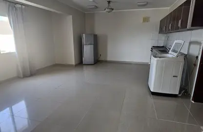 Apartment - 1 Bedroom - 1 Bathroom for rent in Riffa - Southern Governorate