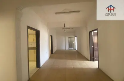 Apartment - 5 Bedrooms - 2 Bathrooms for rent in Alhajiyat - Riffa - Southern Governorate
