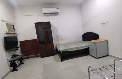 Apartment - Studio - 1 Bathroom for rent in Hidd - Muharraq Governorate Apartment - Studio - 1 Bathroom for rent in Hidd - Muharraq Governorate