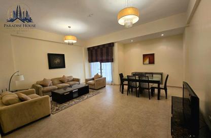 Apartment - 2 - 2 for rent in Sanabis - Manama - Capital Governorate