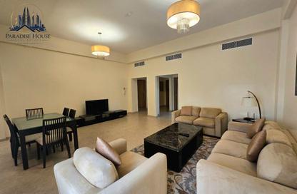 Apartment - 2 - 2 for rent in Sanabis - Manama - Capital Governorate