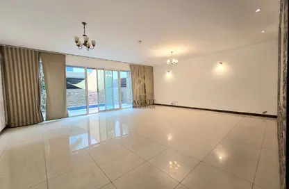 Villa - 4 Bedrooms - 5 Bathrooms for sale in Amwaj Avenue - Amwaj Islands - Muharraq Governorate