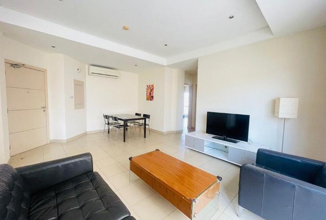 990145 - Property Image 2