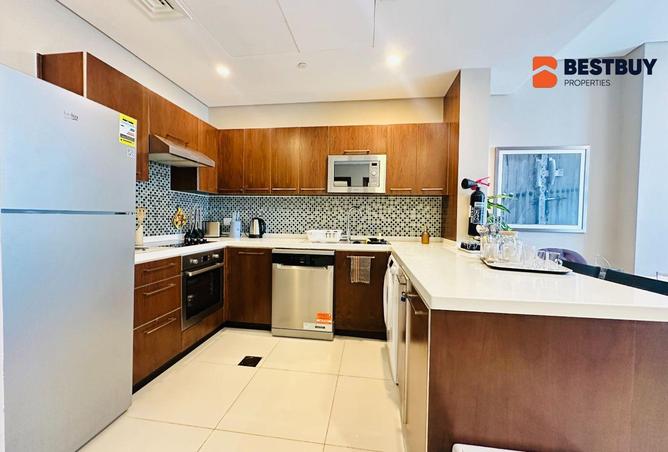 1002421 - Property Image 3