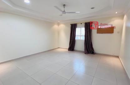 Apartment - 2 Bedrooms - 2 Bathrooms for rent in Budaiya - Northern Governorate