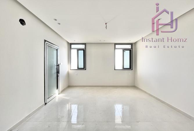 BRAND NEW 4BHK | SPACIOUS | BALCONY - Widok 3