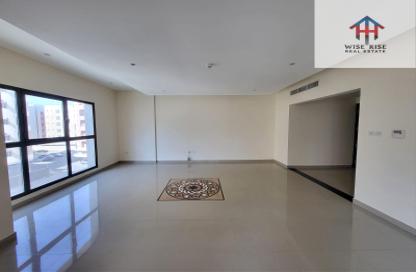 Apartment - 2 Bedrooms - 3 Bathrooms for rent in Hidd - Muharraq Governorate Apartment - 2 Bedrooms - 3 Bathrooms for rent in Hidd - Muharraq Governorate