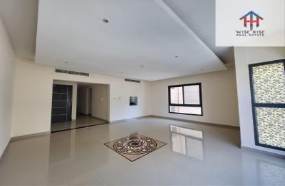 Apartment - 2 Bedrooms - 3 Bathrooms for rent in Hidd - Muharraq Governorate