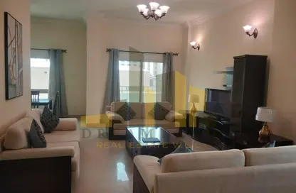 Apartment - 3 Bedrooms - 3 Bathrooms for rent in Al Juffair - Capital Governorate