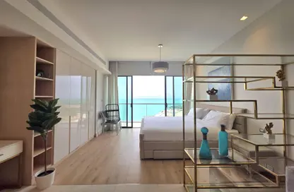 Apartment - Studio - 1 Bathroom for rent in Reef Island - Capital Governorate