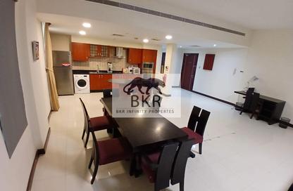 Apartment - 2 Bedrooms - 3 Bathrooms for rent in Busaiteen - Muharraq Governorate Apartment - 2 Bedrooms - 3 Bathrooms for rent in Busaiteen - Muharraq Governorate