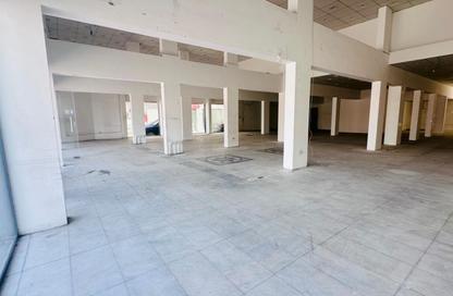Shop - Studio - 3 Bathrooms for rent in Muharraq - Muharraq Governorate