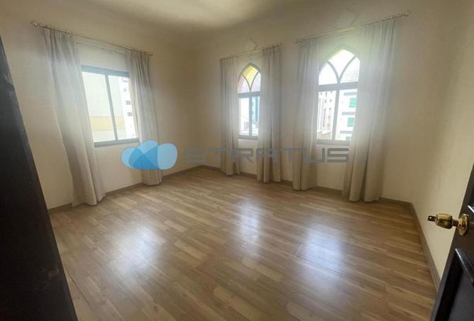 1000108 - Property Main Image