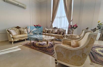 Villa - 6 - 7+ for rent in Saar - Northern Governorate
