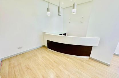 Office Space - 4 Bedrooms - 2 Bathrooms for rent in Seef - Capital Governorate