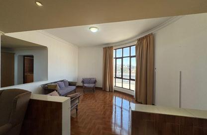 Apartment - 3 Bedrooms - 3 Bathrooms for rent in Al Juffair - Capital Governorate