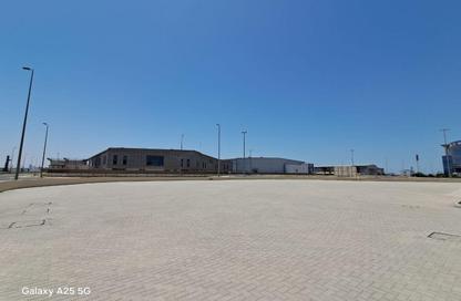 Warehouse - Studio - 2 Bathrooms for rent in Hidd - Muharraq Governorate