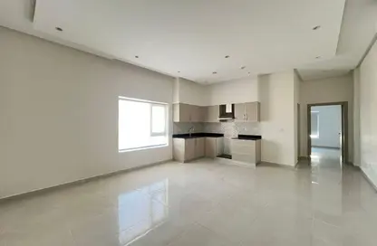 Apartment - 2 Bedrooms - 2 Bathrooms for rent in Jeblat Hebshi - Northern Governorate