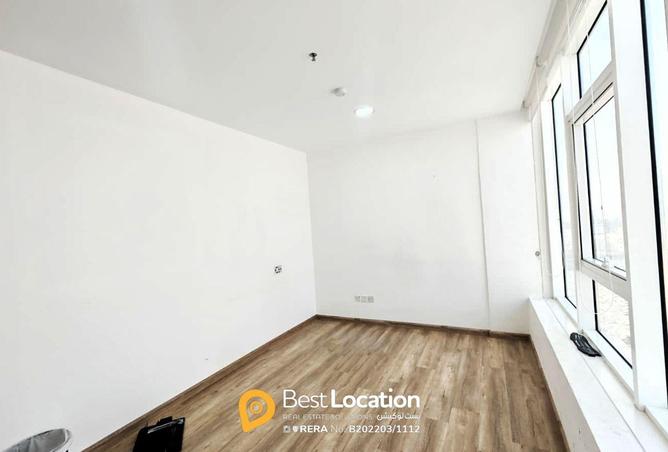 977635 - Property Image 3