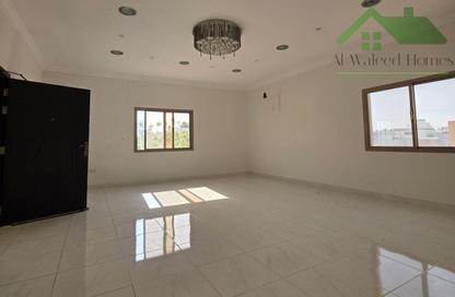 Apartment - 3 Bedrooms - 2 Bathrooms for rent in Galali - Muharraq Governorate