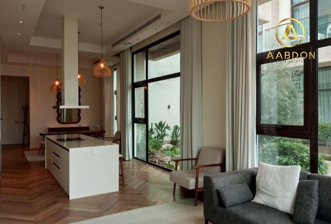 999418 - Property Image 2