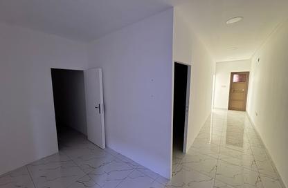 Office Space - Studio - 1 Bathroom for rent in Salmabad - Central Governorate