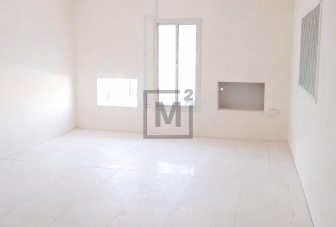 998941 - Property Main Image