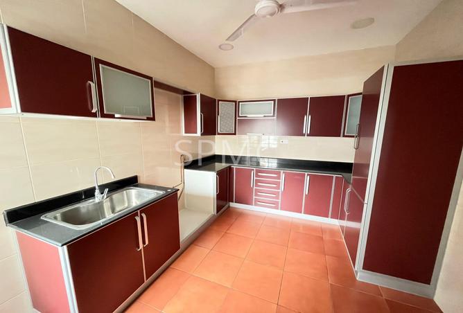 1002484 - Property Image 2