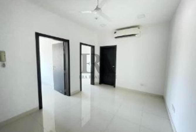 54371000 - Property Main Image