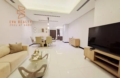 Apartment - 3 Bedrooms - 4 Bathrooms for rent in Al Juffair - Capital Governorate