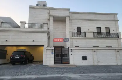 Villa - 6 Bedrooms - 7 Bathrooms for sale in Askar - Southern Governorate