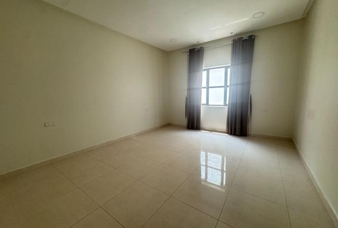 56008773 - Property Image 3
