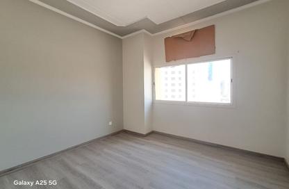 Apartment - 2 Bedrooms - 1 Bathroom for rent in Seef - Capital Governorate