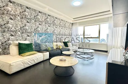 Apartment - 2 Bedrooms - 3 Bathrooms for rent in Abraj Al Lulu - Manama - Capital Governorate