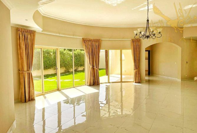 56008333 - Property Image 2