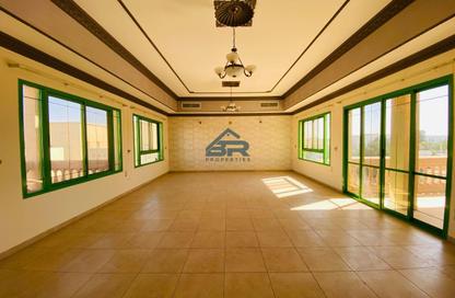 Compound - 4 Bedrooms - 4 Bathrooms for rent in Hamala - Northern Governorate
