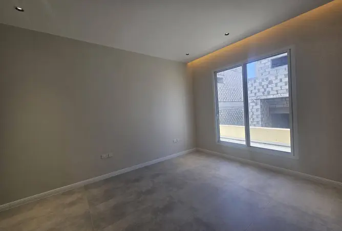 54451803 - صورة العقار 3