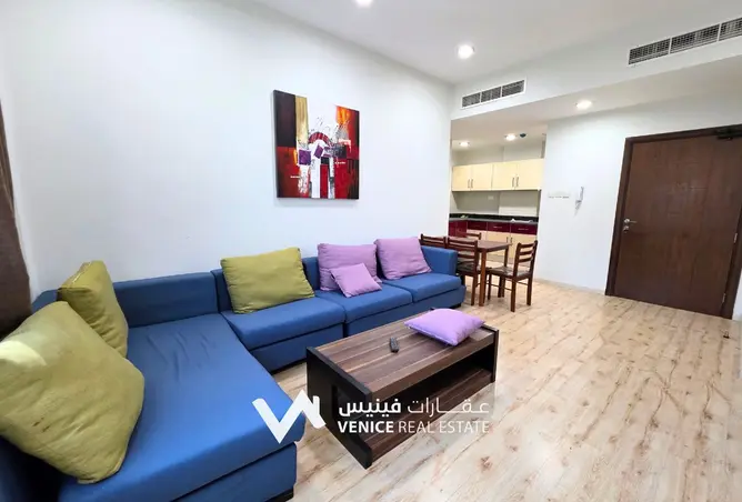 57180109 - Property Image 2